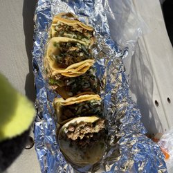 Ofelias Taqueria Truck - 5 Tacos