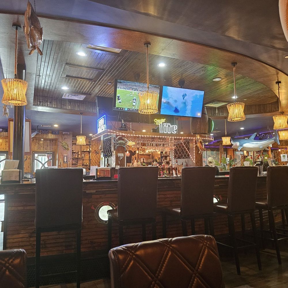 Red Hook Cajun Seafood & Bar - Bars Near Me - Jackson, Tennessee Red Hook Cajun Seafood & Bar - Bars Near Me - Jackson, Tennessee