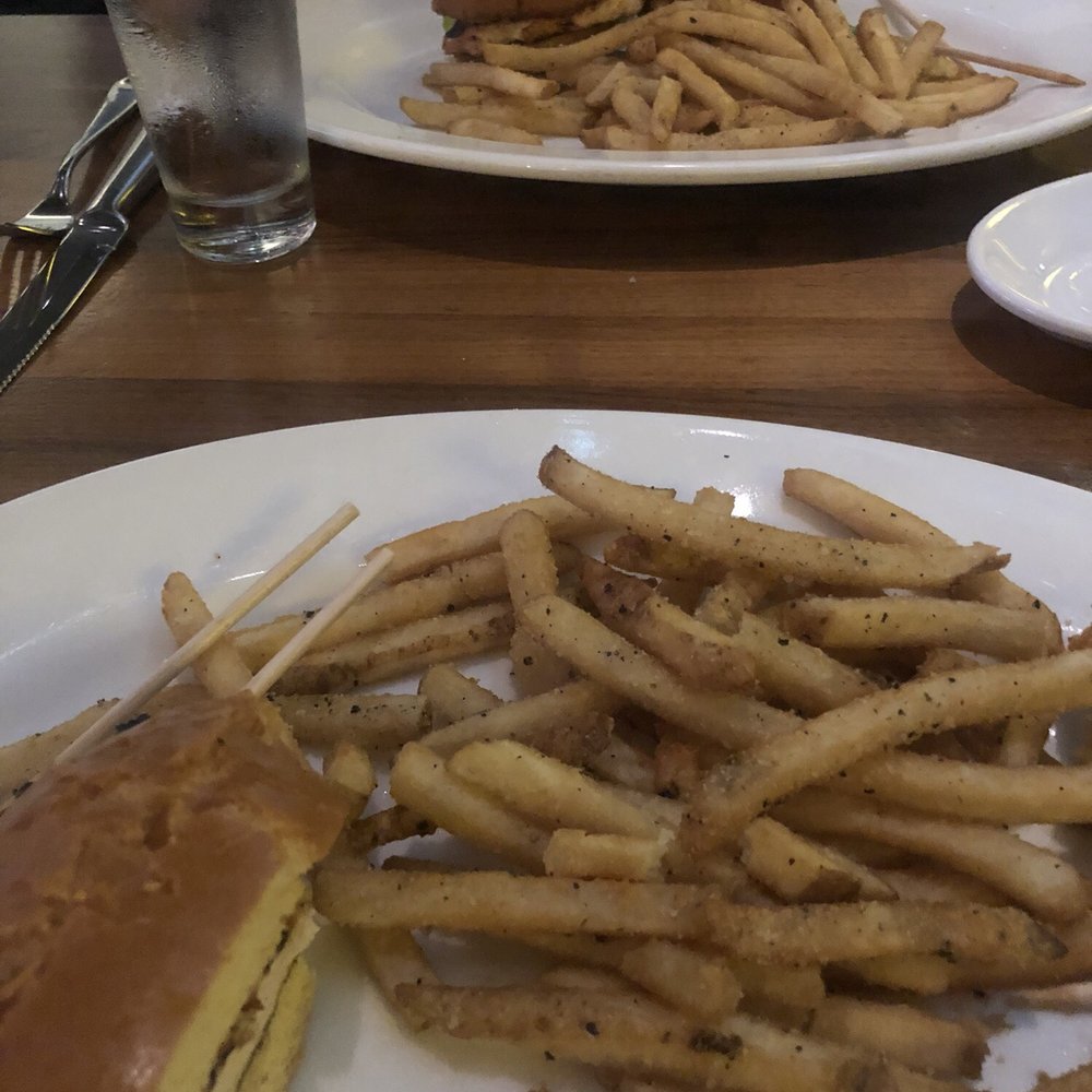 Doc B's Restaurant + Bar - New American Near Me - Dallas, Texas