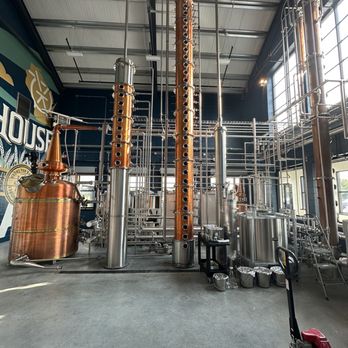 Knowlton House Distillery - Distillery plant - Beer, Wine & Spirits Near Me - Mosinee, Wisconsin Knowlton House Distillery - Distillery plant - Beer, Wine & Spirits Near Me - Mosinee, Wisconsin