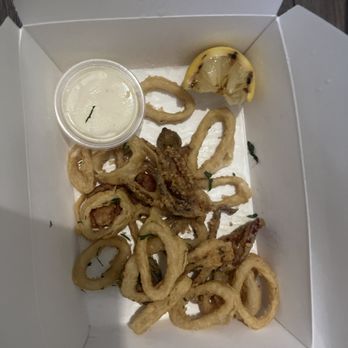 Raymond's - American Near Me - Montclair, New Jersey