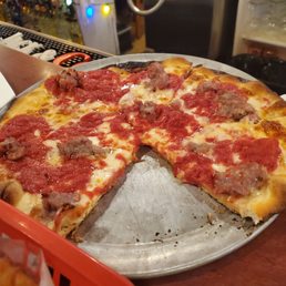 Sausage bar pie. Crispy crust, good ratio of tomato to cheese. Loved it! Sausage bar pie. Crispy crust, good ratio of tomato to cheese. Loved it!