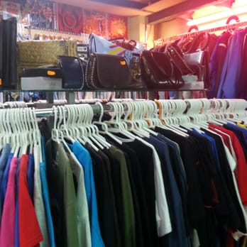 Ropero - Used, Vintage & Consignment Near Me - Seville, SE