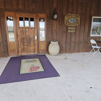 Brook Hollow Winery - Wineries Near Me - Columbia, New Jersey
