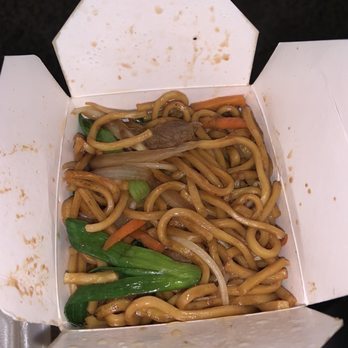 Egg Roll Number 1 - Beef Lo Mein - Vietnamese Near Me - Indianapolis, Indiana Egg Roll Number 1 - Beef Lo Mein - Vietnamese Near Me - Indianapolis, Indiana