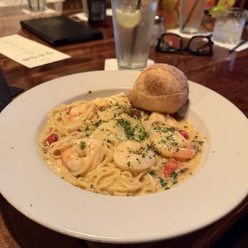 Falconer of Redlands - Shrimp Scampi was excellent - Seafood Near Me - Redlands, California Falconer of Redlands - Shrimp Scampi was excellent - Seafood Near Me - Redlands, California