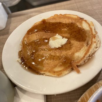 Lou Mitchell's - Buttermilk Pancakes - 1 Pancake - Breakfast & Brunch Near Me - Chicago, Illinois