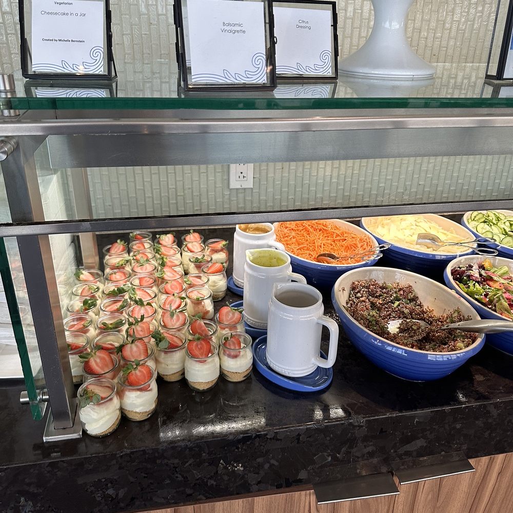 The Centurion Lounge - Airport Lounges Near Me - Miami, Florida