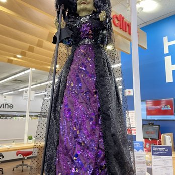 CVS Pharmacy - Witch Watching! - Drugstores Near Me - North Hollywood, California CVS Pharmacy - Witch Watching! - Drugstores Near Me - North Hollywood, California
