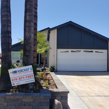 Kirckof's Custom Painting - Front of house after garage door was not painted - Painters Near Me