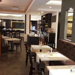 Ariston Restaurant