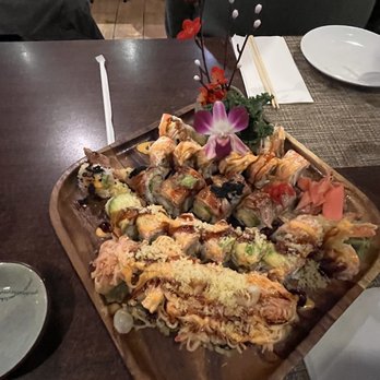 E Sushi Japanese Restaurant - Sushi roll plate - Japanese Near Me - Columbus, Indiana E Sushi Japanese Restaurant - Sushi roll plate - Japanese Near Me - Columbus, Indiana