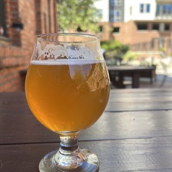 Clouds Brewing - Cloud 9 beer - New American Near Me - Durham, North Carolina