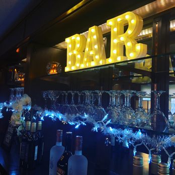 Happy Hour Mobile Bartending - Need help with bar decor? We can help! - Bartenders Near Me