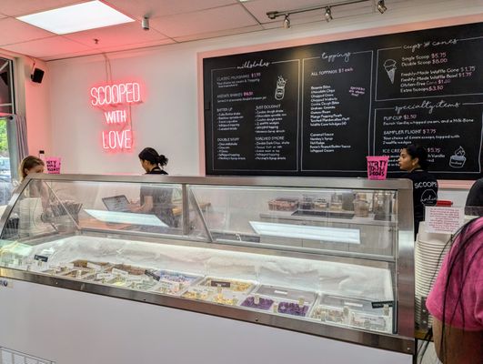 Andia's Ice Cream by null