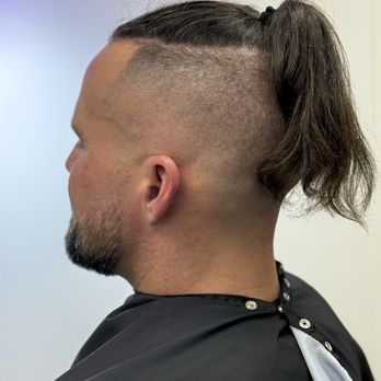Nextup Style - Faded undercut - Barbers Near Me - Cincinnati, Ohio Nextup Style - Faded undercut - Barbers Near Me - Cincinnati, Ohio