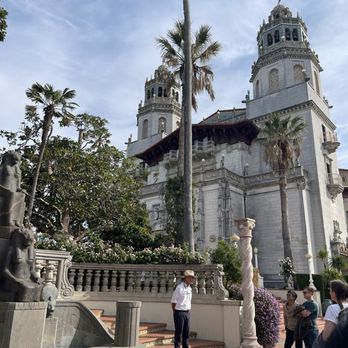Hearst Castle - Tours Near Me - San Simeon, California