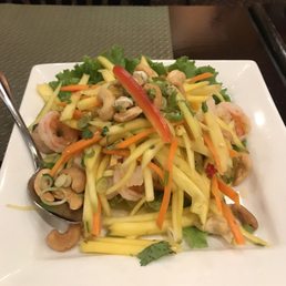 Green mango salad