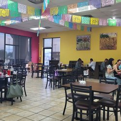 La Taquiza - Dining room