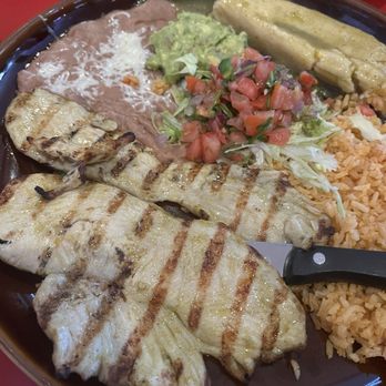 El Paraiso Mexican Grill - Pollo Asado y Mas - Mexican Near Me - Everett, Washington