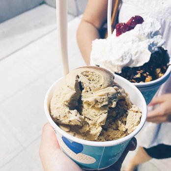 Molly Moon's - Cold Brew Coffee flavor - Ice Cream & Frozen Yogurt Near Me - Seattle, Washington