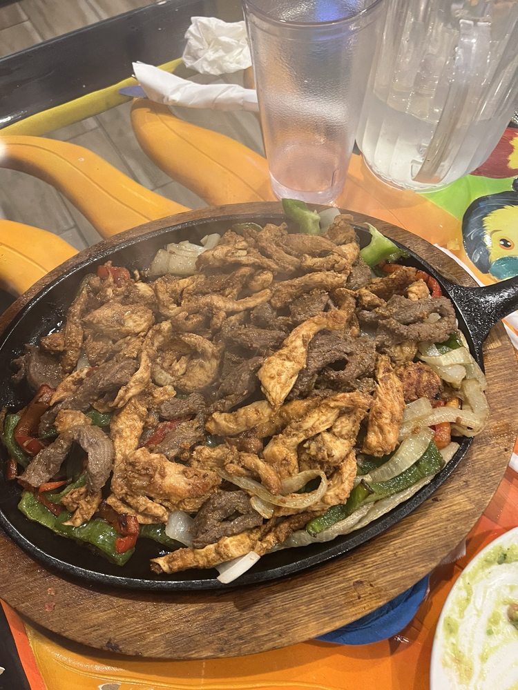 El Paraiso Family Mexican Restaurant