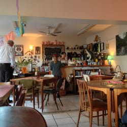 Cafe Le Chat - Casual atmosphere with eclectic selection if music.
