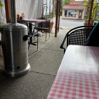 Sax's Joint - Outdoor seating - Breakfast & Brunch Near Me - Petaluma, California Sax's Joint - Outdoor seating - Breakfast & Brunch Near Me - Petaluma, California