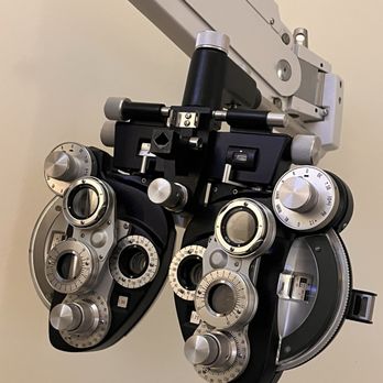 Fuerst Eye Center - Eye equipment I don't understand - Ophthalmologists Near Me - Glendale, California Fuerst Eye Center - Eye equipment I don't understand - Ophthalmologists Near Me - Glendale, California