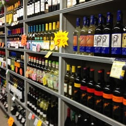 Seabee Liquor - Wine selection