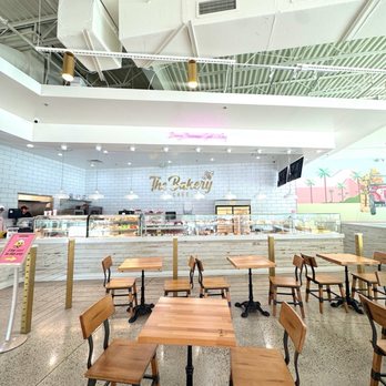 The Bakery Cafe - Bakeries Near Me - Alafaya, Florida