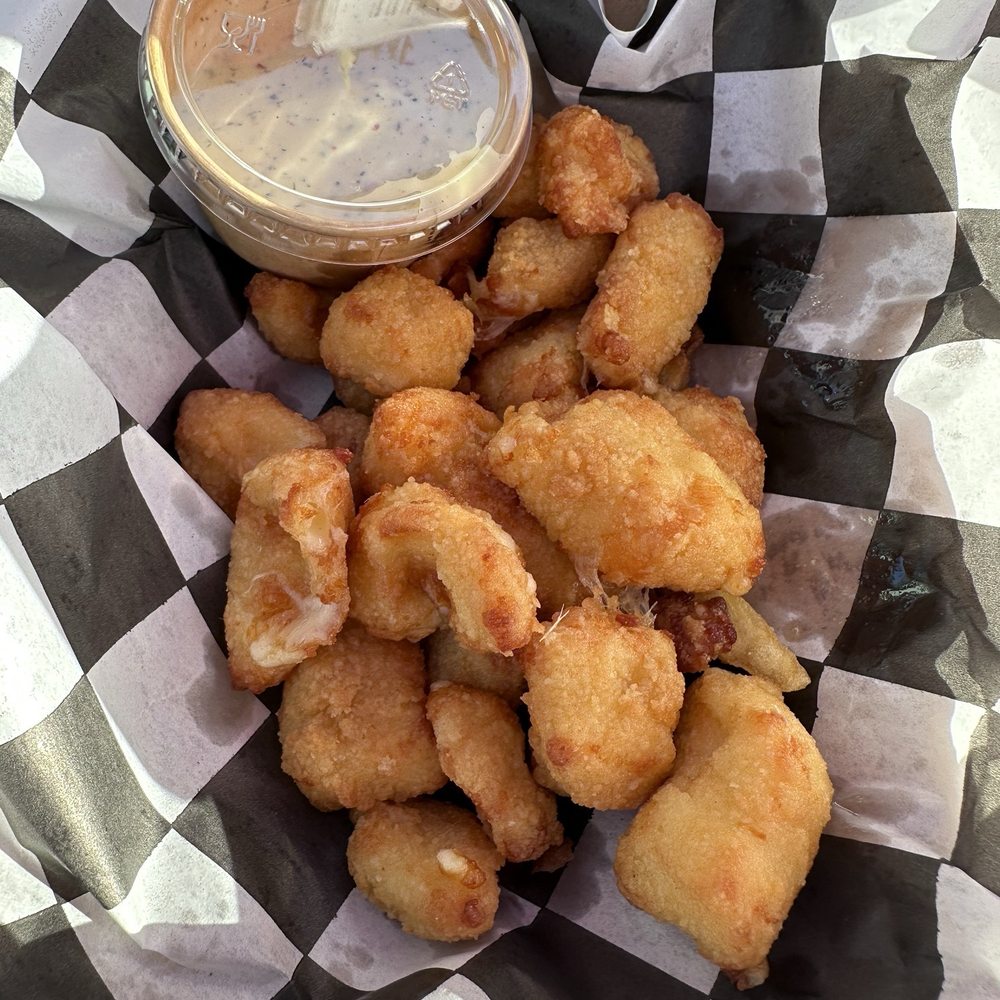 Steadfast Diner - Cheese curds - Salad Near Me - Mesa, Arizona Steadfast Diner - Cheese curds - Salad Near Me - Mesa, Arizona