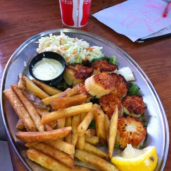 Aquidneck Lobster - Broiled scallops! - Seafood Near Me - Newport, Rhode Island Aquidneck Lobster - Broiled scallops! - Seafood Near Me - Newport, Rhode Island