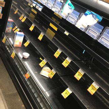 Safeway - Misplaced food and also empty - Grocery Near Me - Lahaina, Hawaii Safeway - Misplaced food and also empty - Grocery Near Me - Lahaina, Hawaii