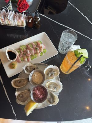 Hugo’s Seafood Bar by null