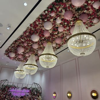 Cafe Lola - So beautiful decor. Instagram ready - Bakeries Near Me - Las Vegas, Nevada