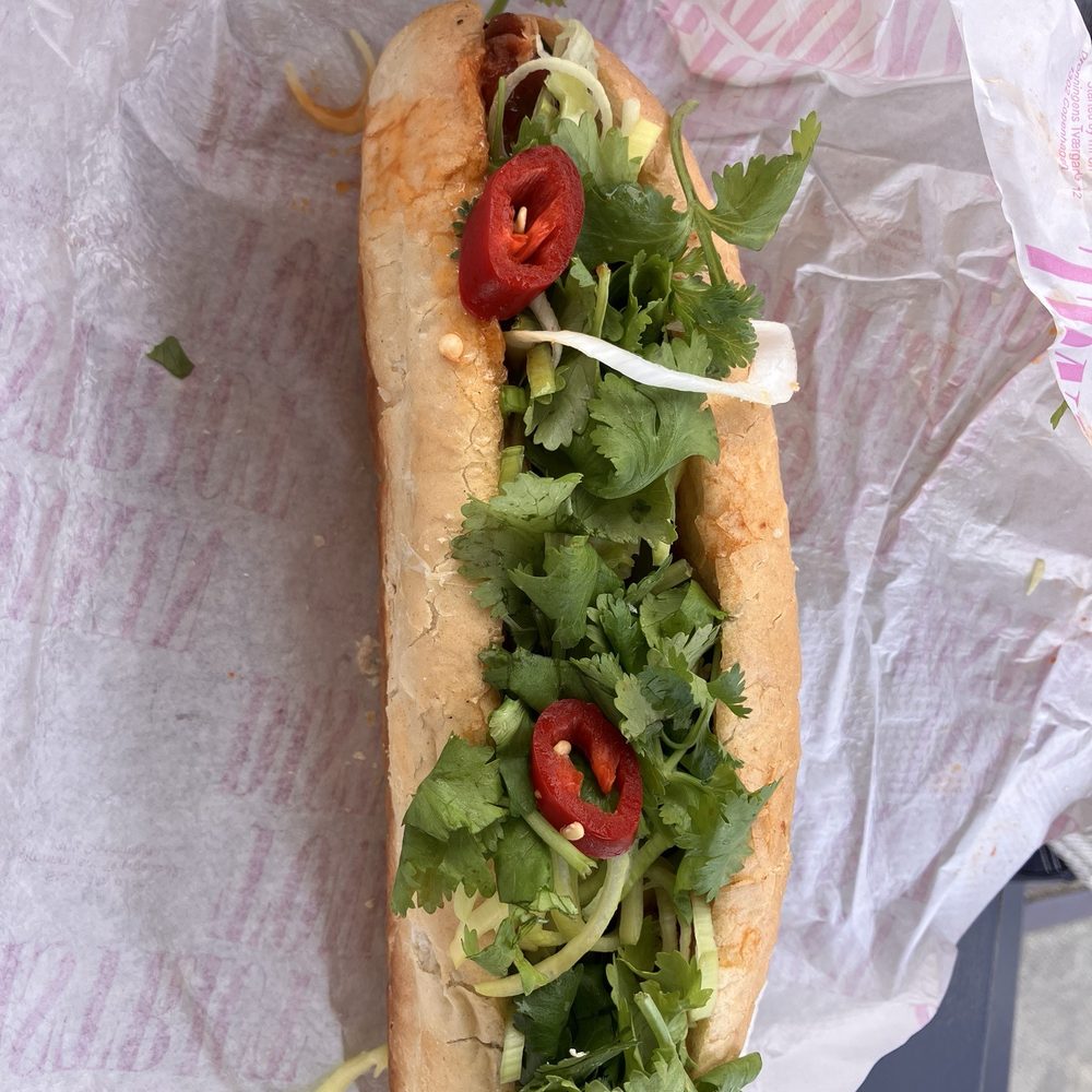 Broens Gadekøkken - Pork Bahn Mi slaps - Food Stands Near Me - Copenhagen, 84