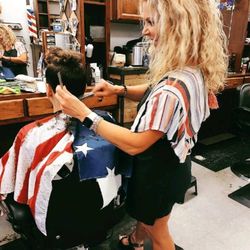 Buck's Barber And Shave Shop