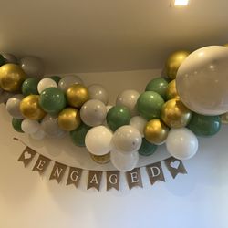 Fama Party Center - Balloon garland (engagement)