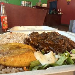 Island Vibes Cuisine - Oxtail