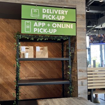Shake Shack Melville - Order Onljne, Pick up your food here - Burgers Near Me - Melville, New York Shake Shack Melville - Order Onljne, Pick up your food here - Burgers Near Me - Melville, New York