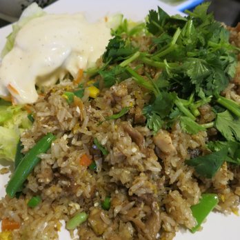 Pho Che - beef, pork, chicken and shrimp fried rice with side of salad - Vietnamese Near Me - Flushing, New York