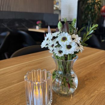 Le Dee Thai Cuisine - Thai Near Me - Chino Hills, California