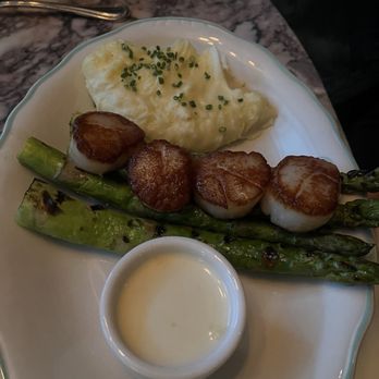 Green Point Seafood and Oyster Bar - Scallops - Seafood Near Me - Dallas, Texas