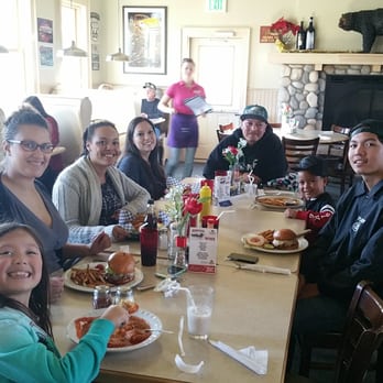 Catalina's Diner - Late lunch with the family!   My sisters joined us from VA! - Italian Near Me - Elizabeth, Colorado