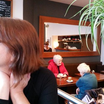 Three Qs - Smallish, friendly,  cozy. - Modern European Near Me - Greystones, WW