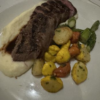 Spaghettini - 8oz Aged Filet Mignon (soooo good!!!) - Italian Near Me - Seal Beach, California