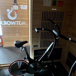 HOTWORX - St. Louis, MO - Midtown