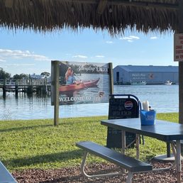 Water view and outdoor dining. Water view and outdoor dining.
