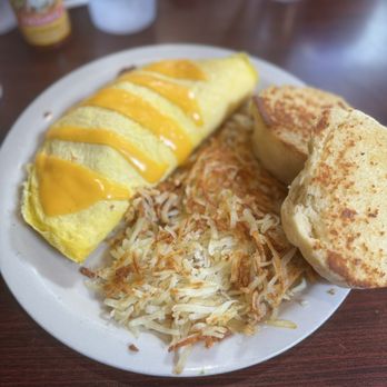 Serenity Garden Cafe - Bacon Omelette - Burgers Near Me - Blue Ridge, Georgia Serenity Garden Cafe - Bacon Omelette - Burgers Near Me - Blue Ridge, Georgia
